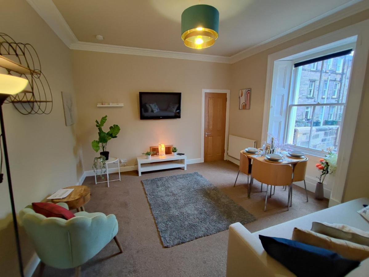 Central Edinburgh Private Garden With Parking Exterior photo